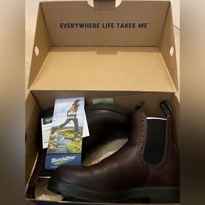 Blundstone 1352 boots Shiraz size 7
